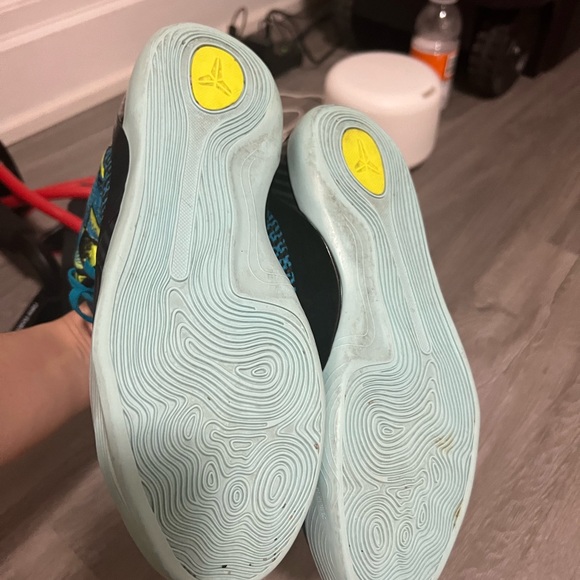 Nike,Kobe 9 Elite - Picture 3 of 5